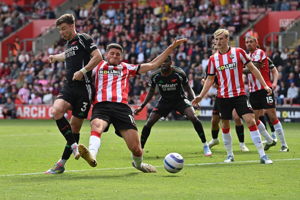 恩梅加：包括阿德耶米在内我们很多人都有进球机会，但没成功