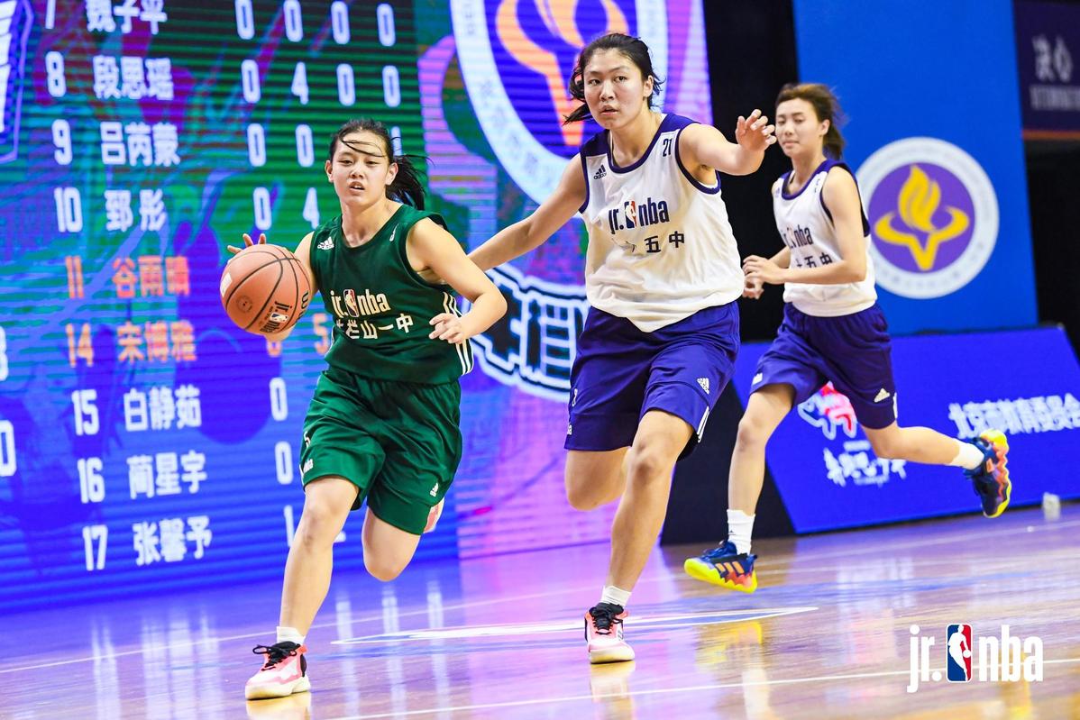 奇兵！斯潘塞近三战场均17.3分5.7助攻，命中率58.9%+75%